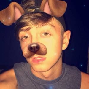 Meet your Posher, Devin